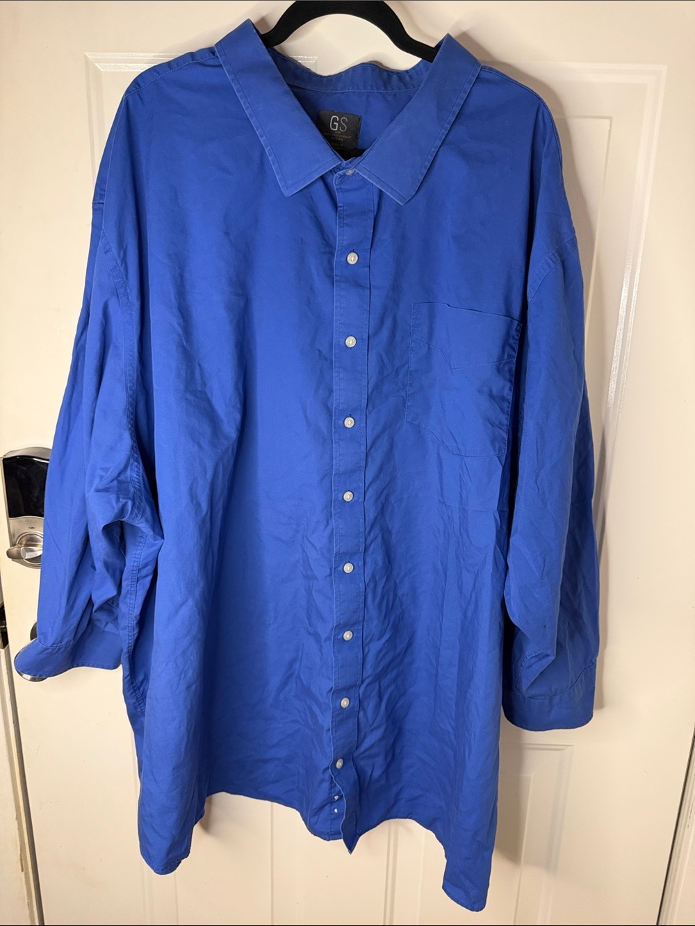 24  34/35 Classic Button-Up Shirt in Deep Blue